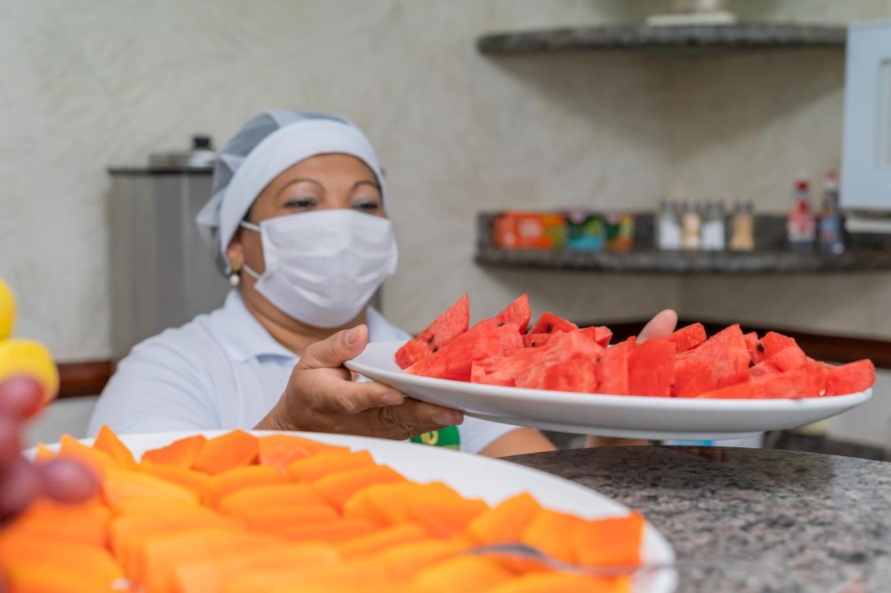 Bandeirantes Hotel クイアバ エクステリア 写真